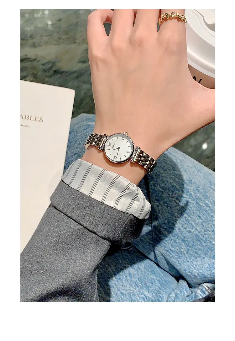 Waterproof Women's Watch with Starry Sky Steel Band — feature 3