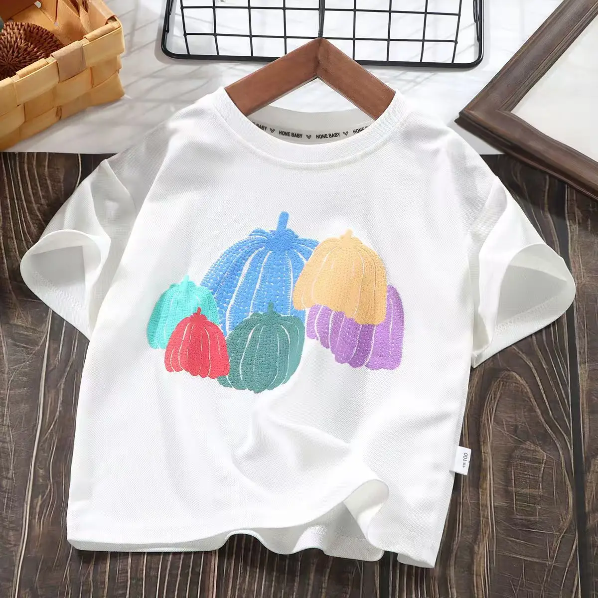 Kids Printed Pumpkin T-Shirt Grey Medium to XL — feature 7