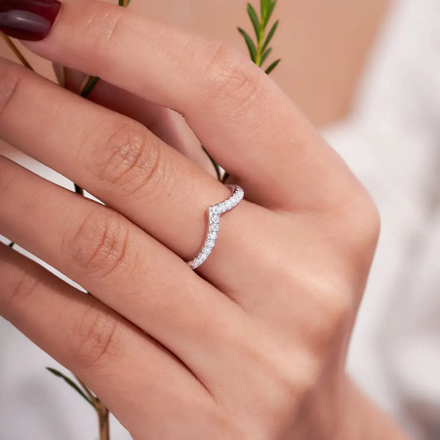 Stylish V-Shaped Diamond Ring for Women - Image 15
