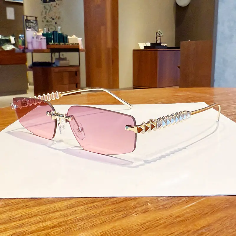 Metal Frameless Anti-UV Sunglasses Fashion High-End European American Personalized Sunglasses - Image 7