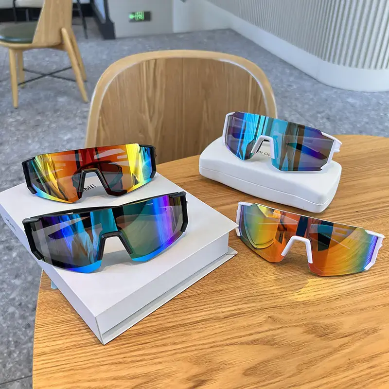 Square Sunglasses for Men Cycling Windproof Blue β feature 8