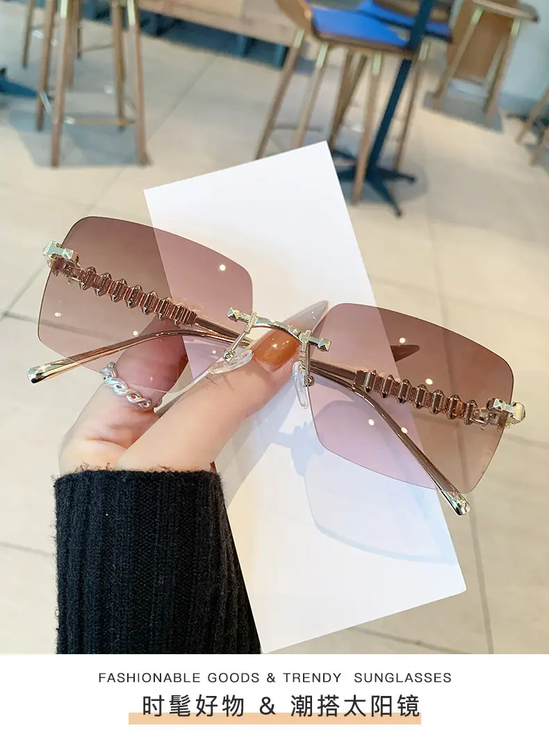 Square Frame Vintage Studded Sunglasses European American Ins — feature 11