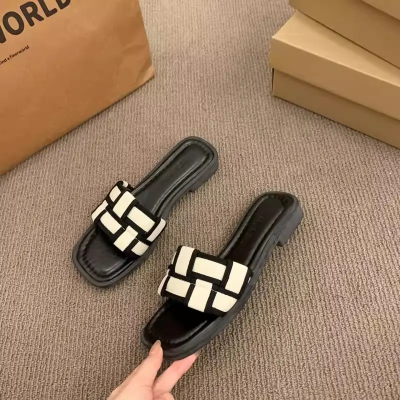Black Cross Strap Flat Sandals for Women Summer - Image 2