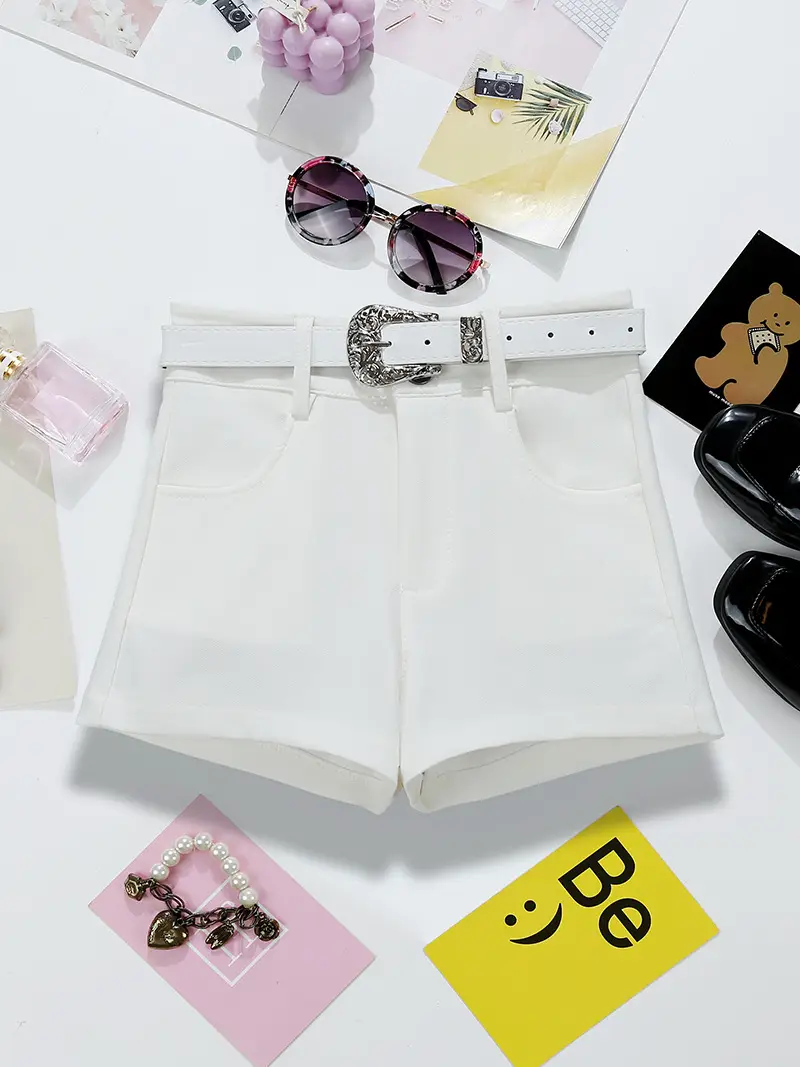Women Khaki Belted Shorts with Retro Accessories - Image 7