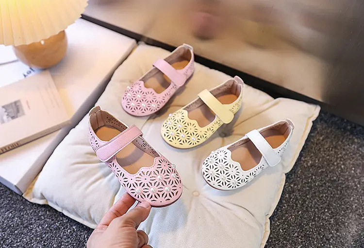 Girls Cut Out Leather Shoes Pink Yellow White Non-Slip Sole — feature 1