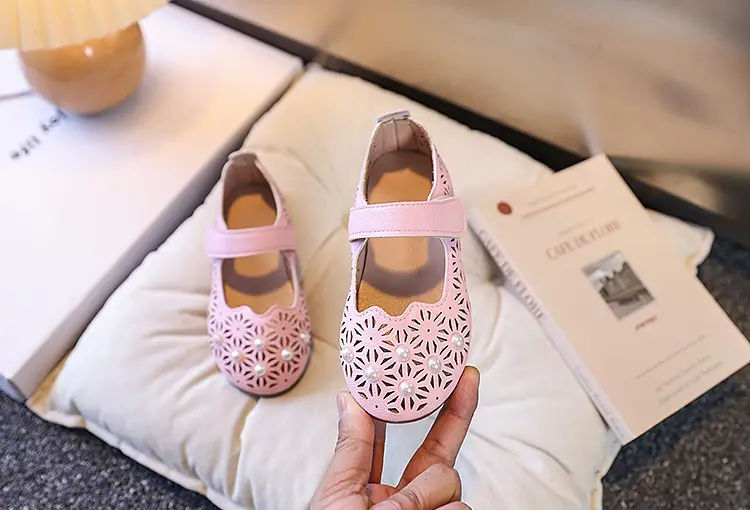 Girls Cut Out Leather Shoes Pink Yellow White Non-Slip Sole — feature 11