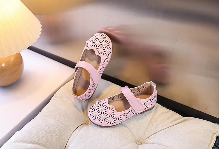 Girls Cut Out Leather Shoes Pink Yellow White Non-Slip Sole — feature 13