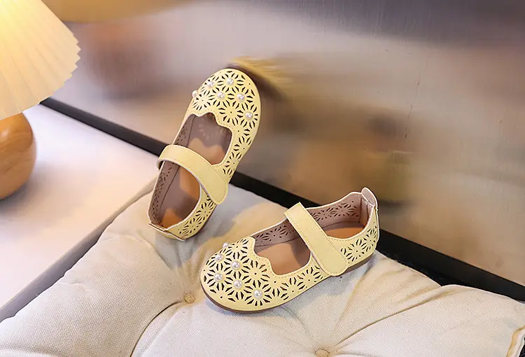 Girls Cut Out Leather Shoes Pink Yellow White Non-Slip Sole — feature 7