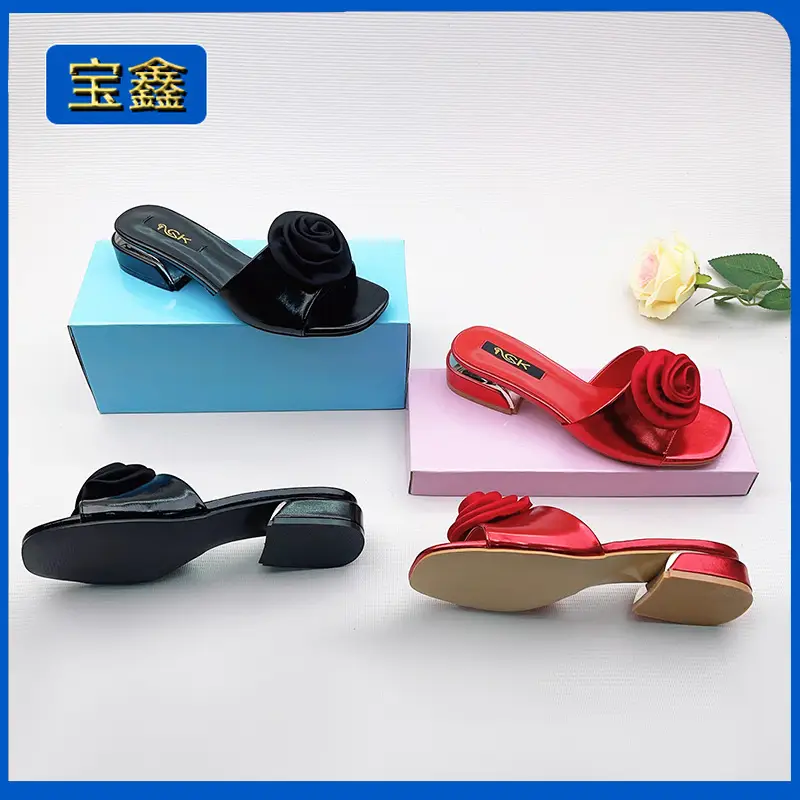 Rose Decorated Square Toe Women's Medium Heel Slippers - Image 6