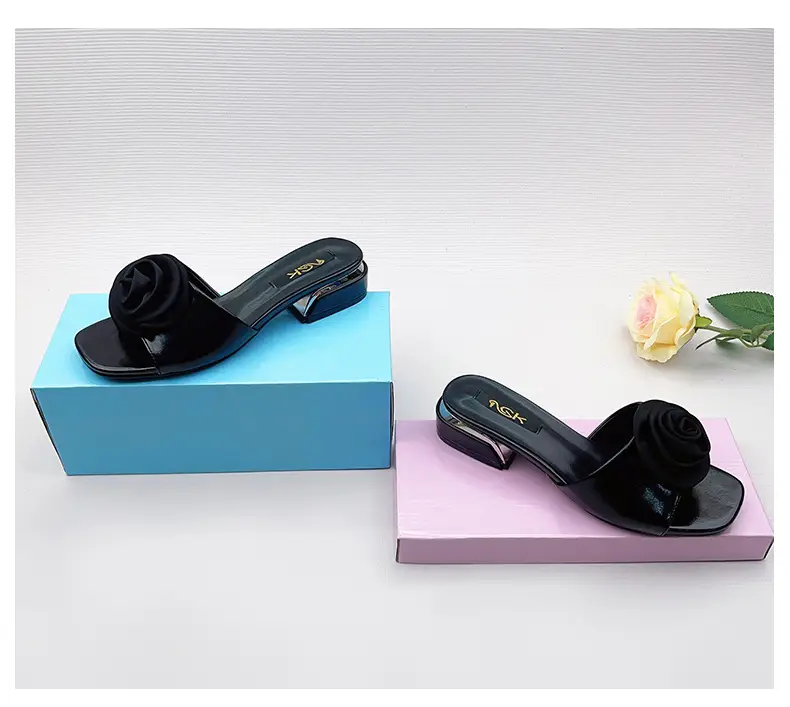 Rose Decorated Square Toe Women's Medium Heel Slippers — feature 3