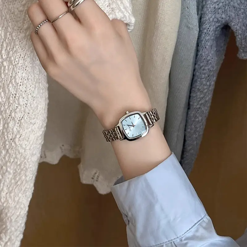 Women's Steel Band Quartz Watch with White Dial - Image 3