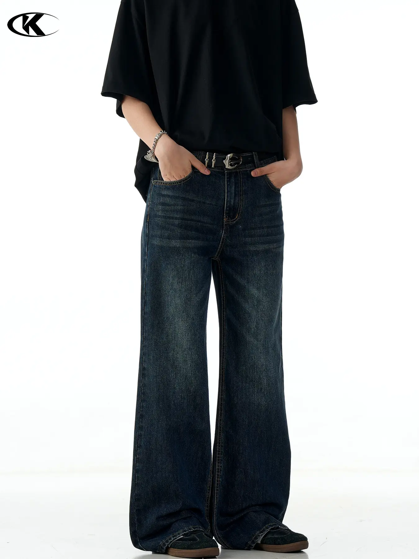 11 Kn American Retro Dark Blue Bootcut Jeans for Men Women