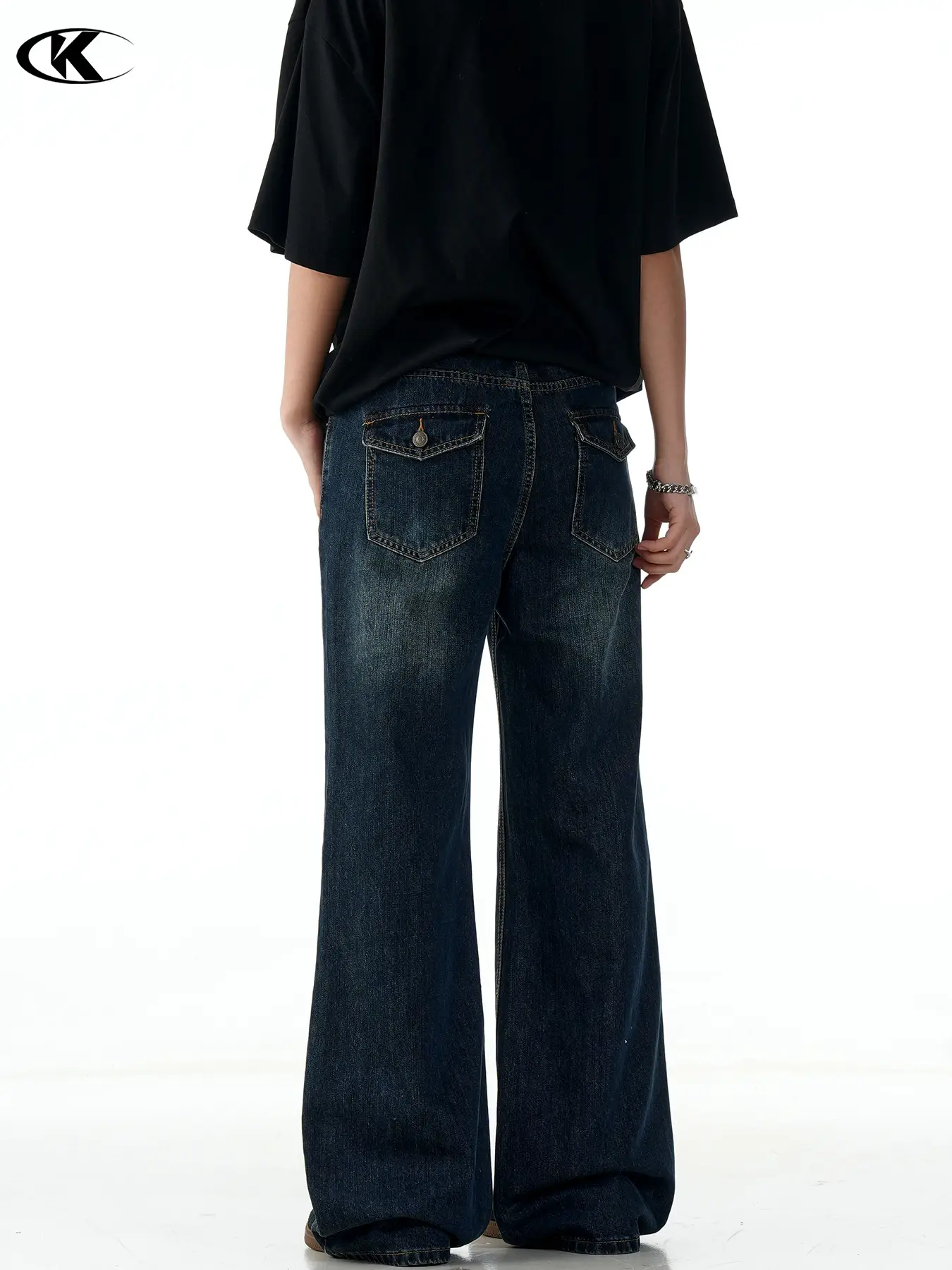 11 Kn American Retro Dark Blue Bootcut Jeans for Men Women