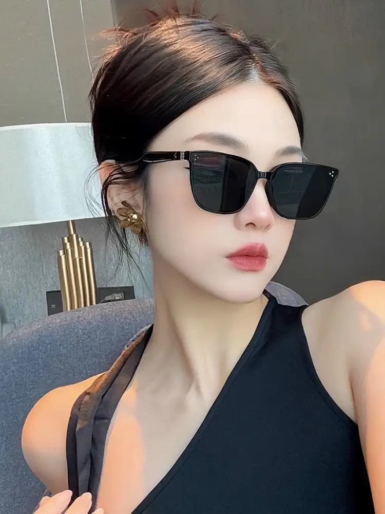 2026 Square Frame Sunglasses for Women UV Protection β feature 3