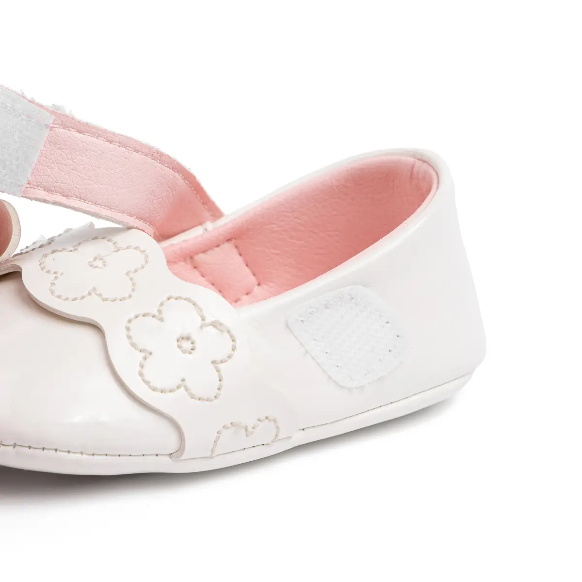 White Flower Crossbody Baby Shoes for Girls — feature 16