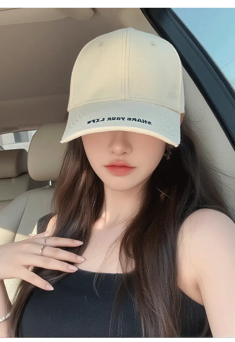 Women Face-Slimming Duckbill Cap with Retro Enlarged Brim — feature 7