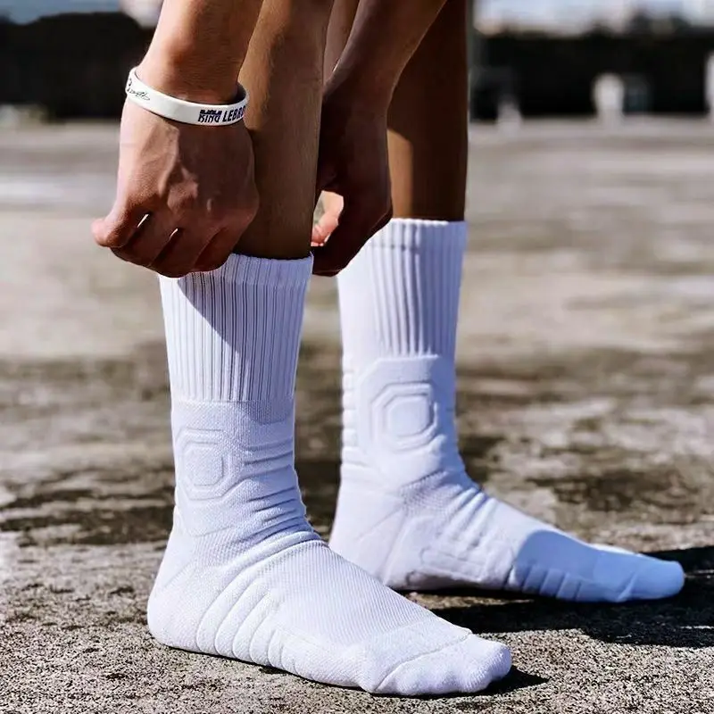 Men Dri-Fit Basketball Socks White Black Underwear