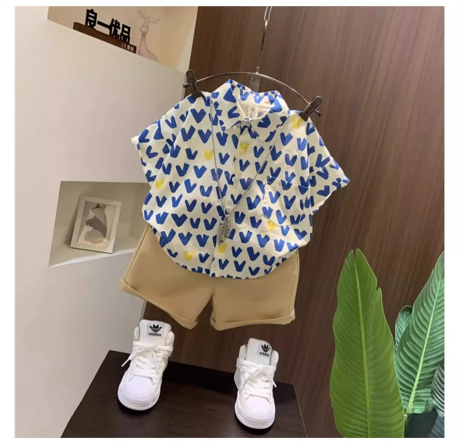 Boys Heart Print Short Sleeve T-Shirt Blue Yellow — feature 12