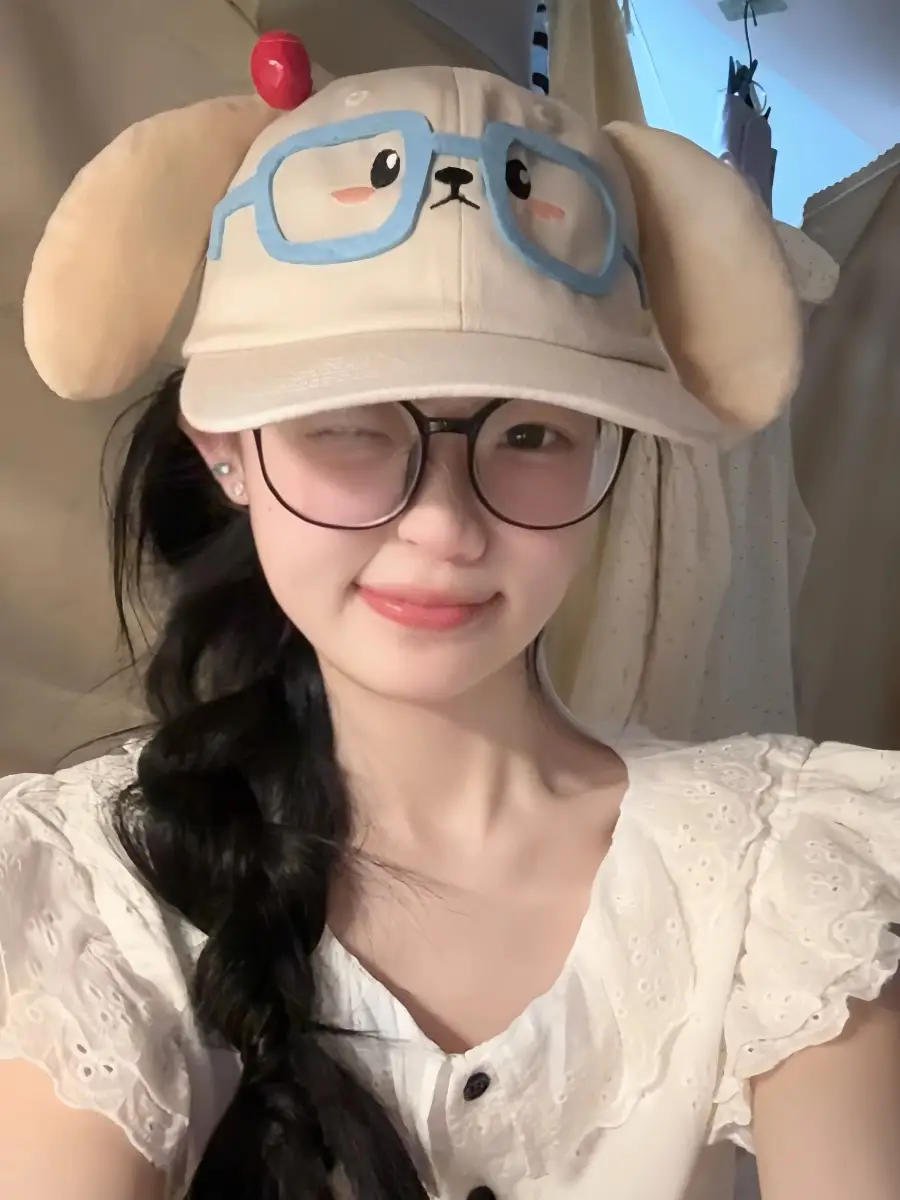 Cute Cartoon Cap with Cherry Glasses & Wide Brim for Women — feature 10