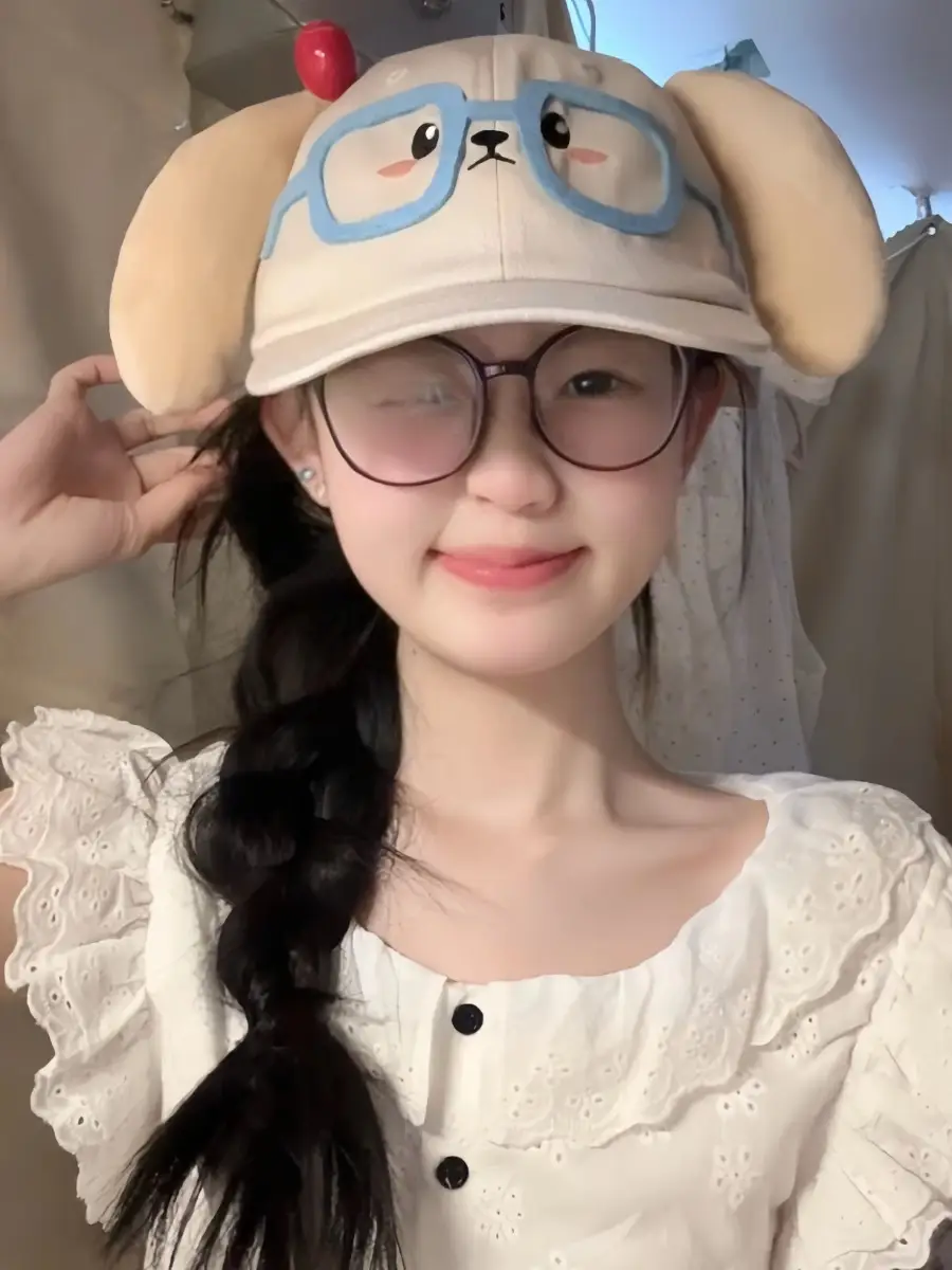 Cute Cartoon Cap with Cherry Glasses & Wide Brim for Women — feature 9