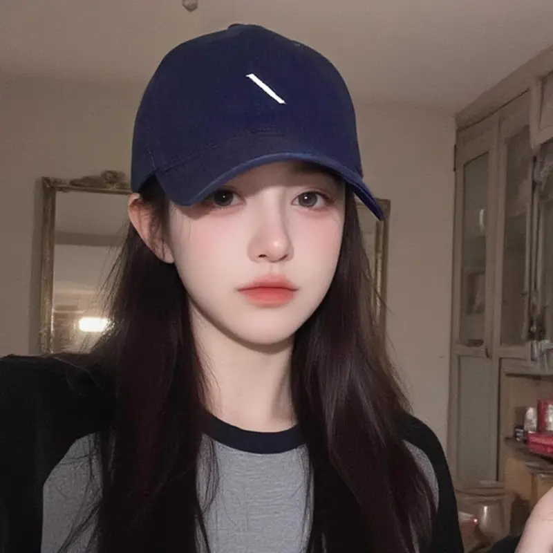 Women Red Baseball Cap Wide Brim Sunshade - Image 2