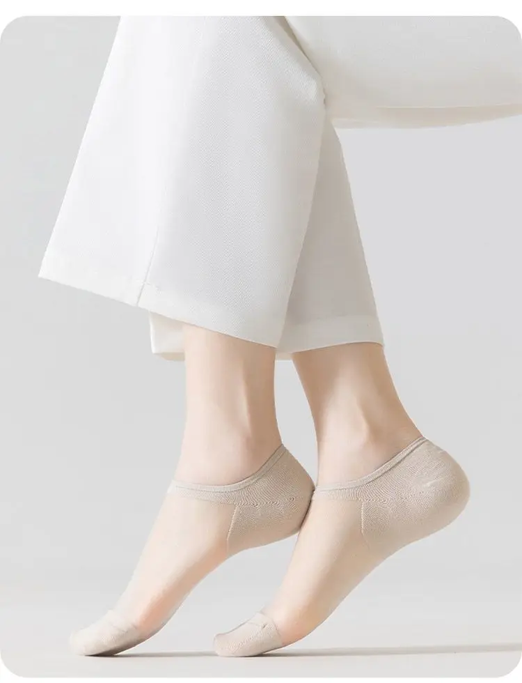 2026 Summer New Style Shallow Mouth Socks for Women, Short Invisible Socks, Glass Silk Transparent Ultra-Thin Women's Socks, Versatile Boat Socks — feature 17