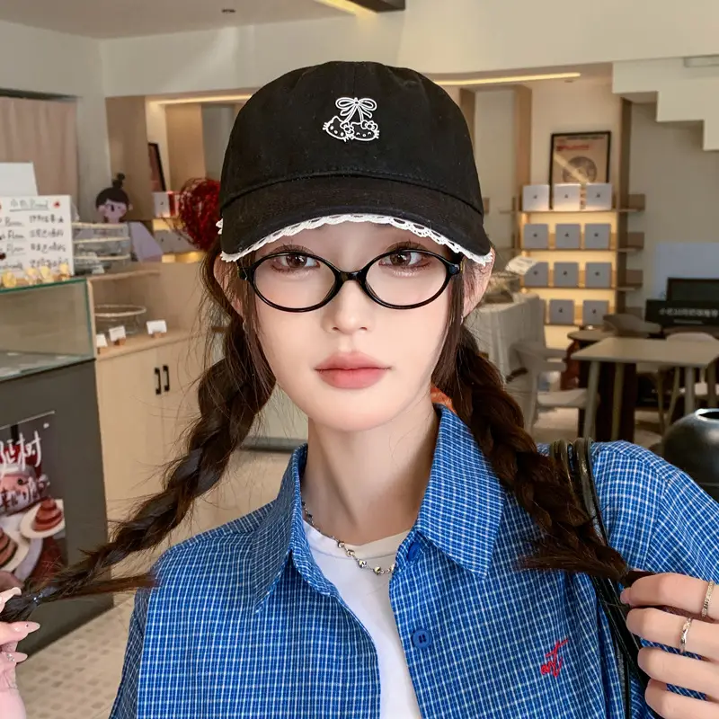 Red Japanese-Style Sweet Baseball Cap for Women — feature 1
