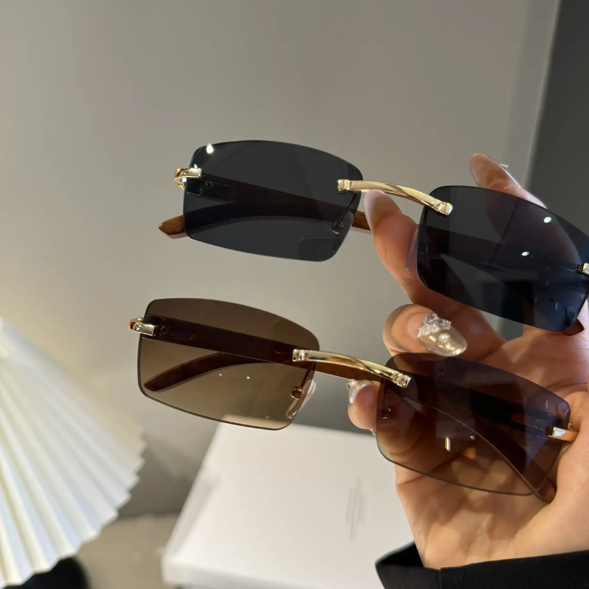 Rimless Gradient Brown Square Cut Sunglasses for Women Men — feature 1