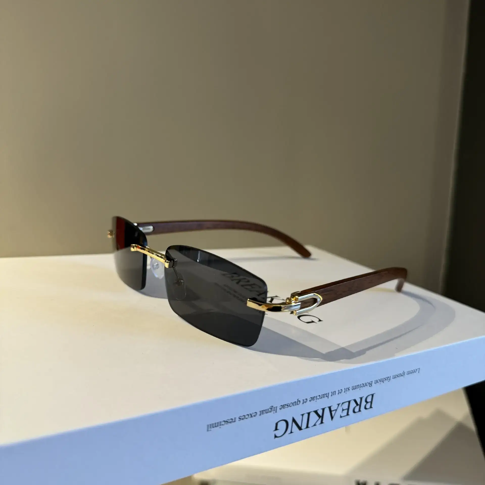 Rimless Gradient Brown Square Cut Sunglasses for Women Men — feature 2