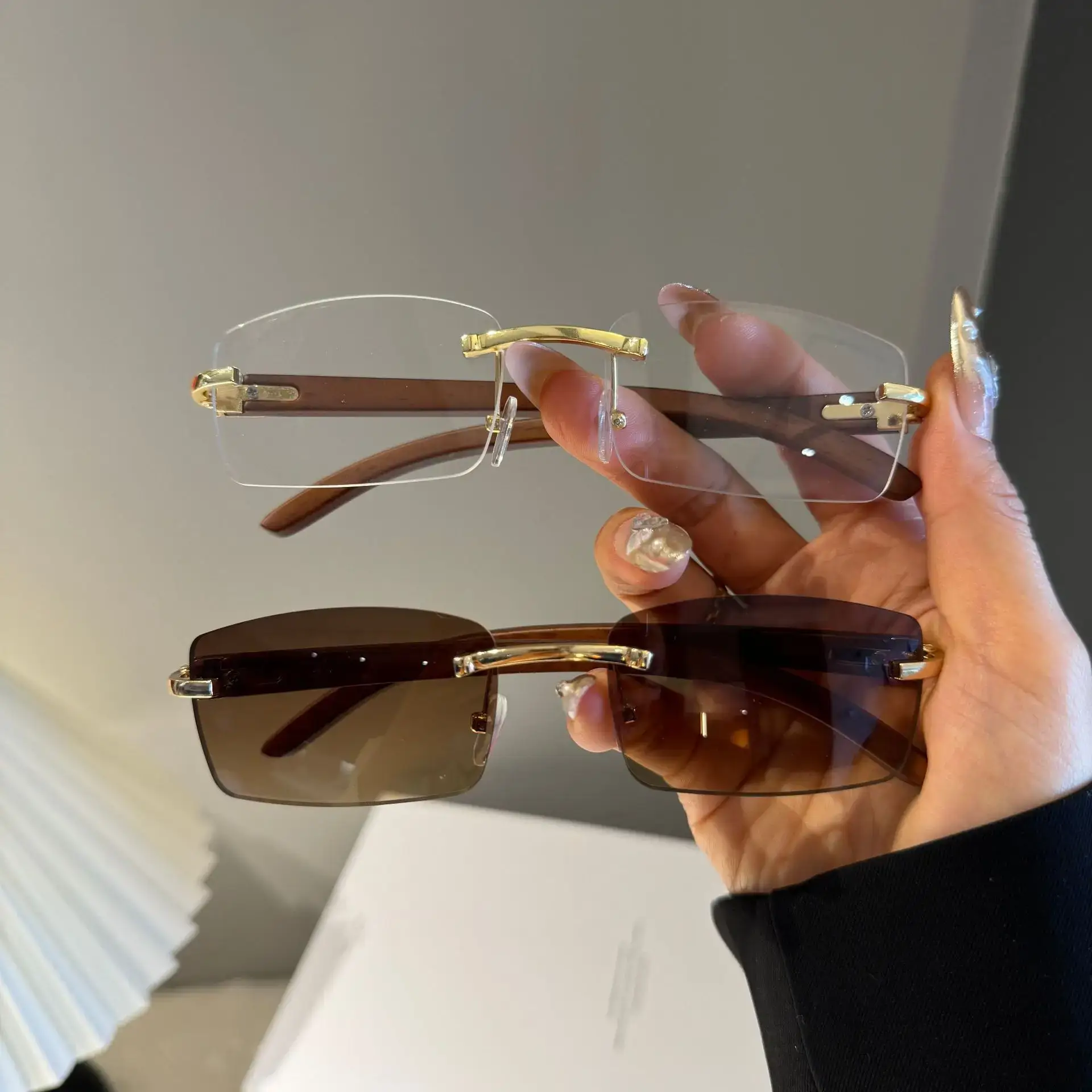 Rimless Gradient Brown Square Cut Sunglasses for Women Men — feature 7