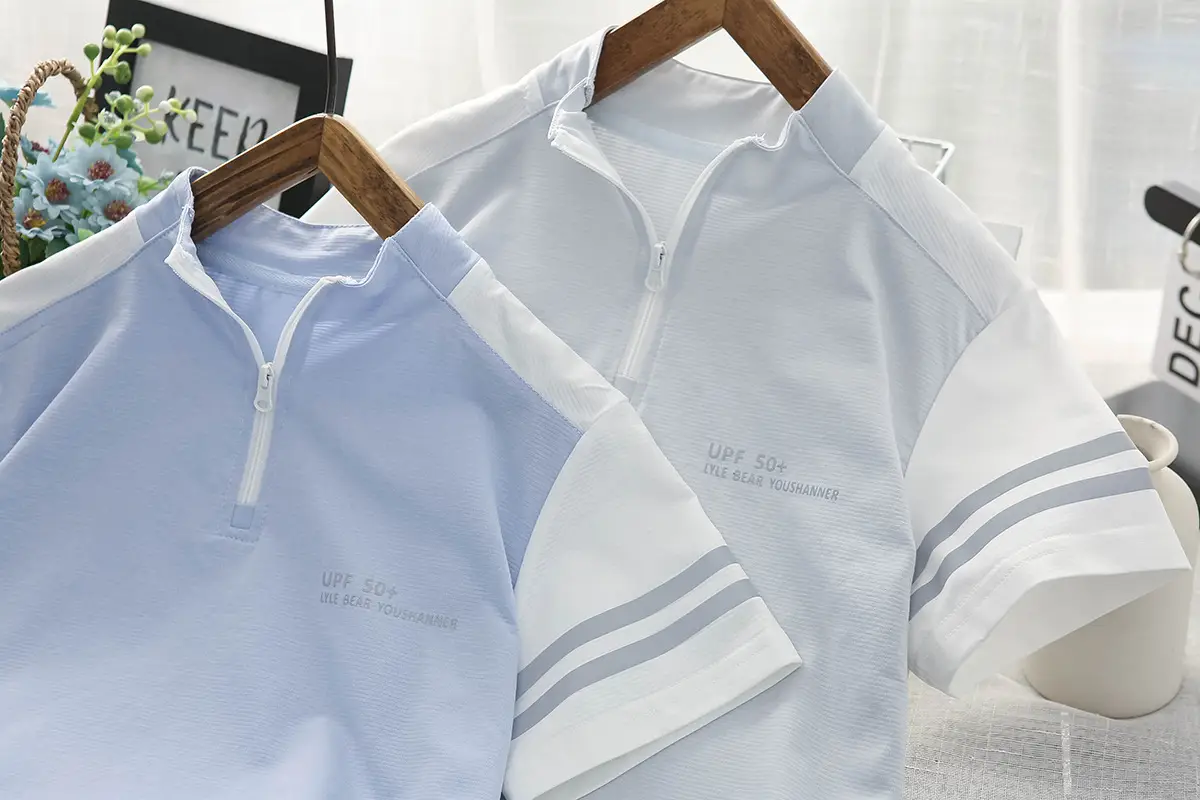 2025 Boys T-Shirt Light Blue Short Sleeve Medium Large — feature 2