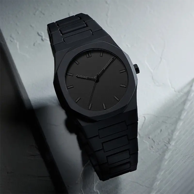 Black Plastic Men's Wristwatch with Large Dial — feature 11
