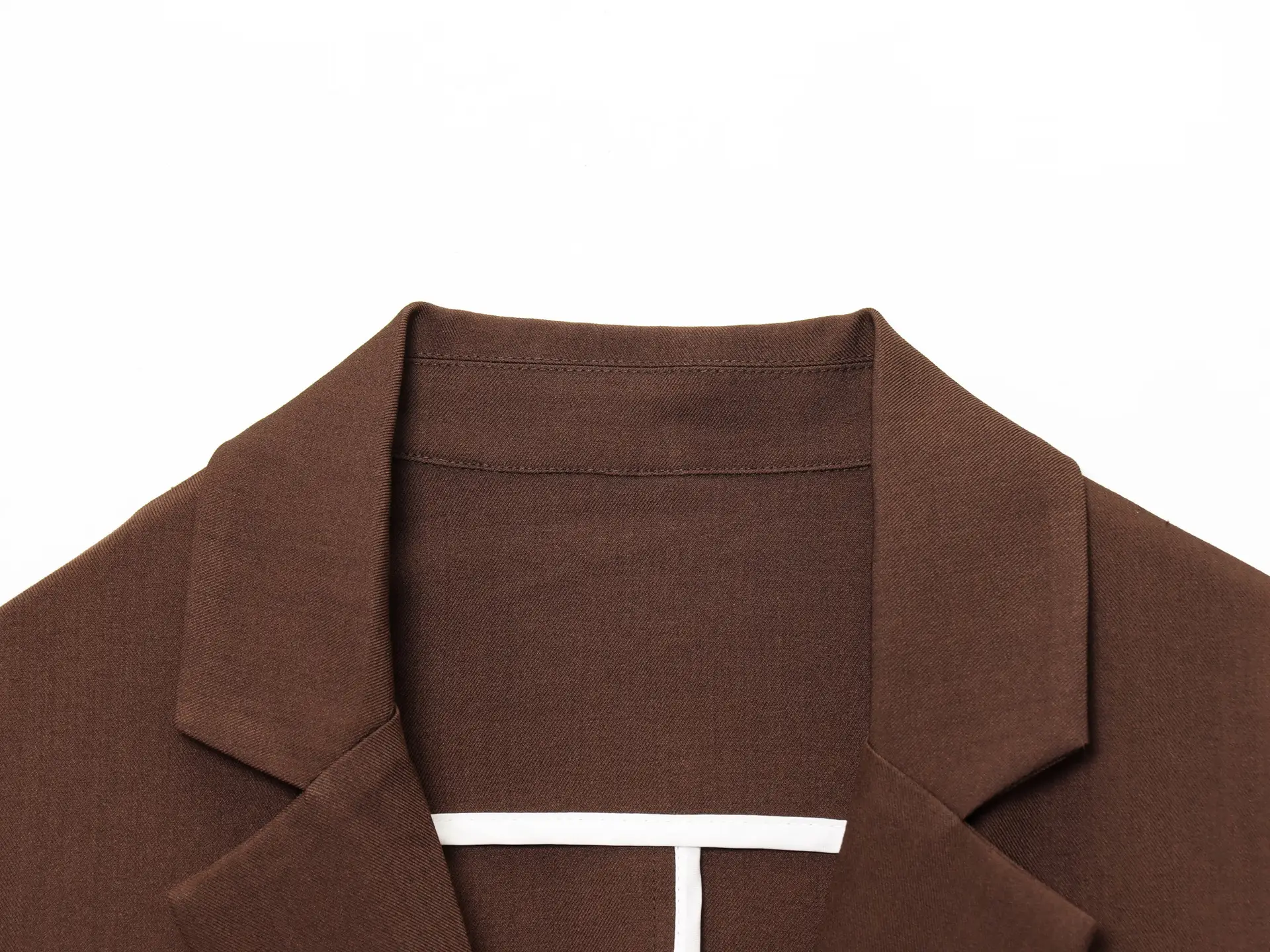 Brown Drawstring Shorts with Beaded Belt for Men — feature 11
