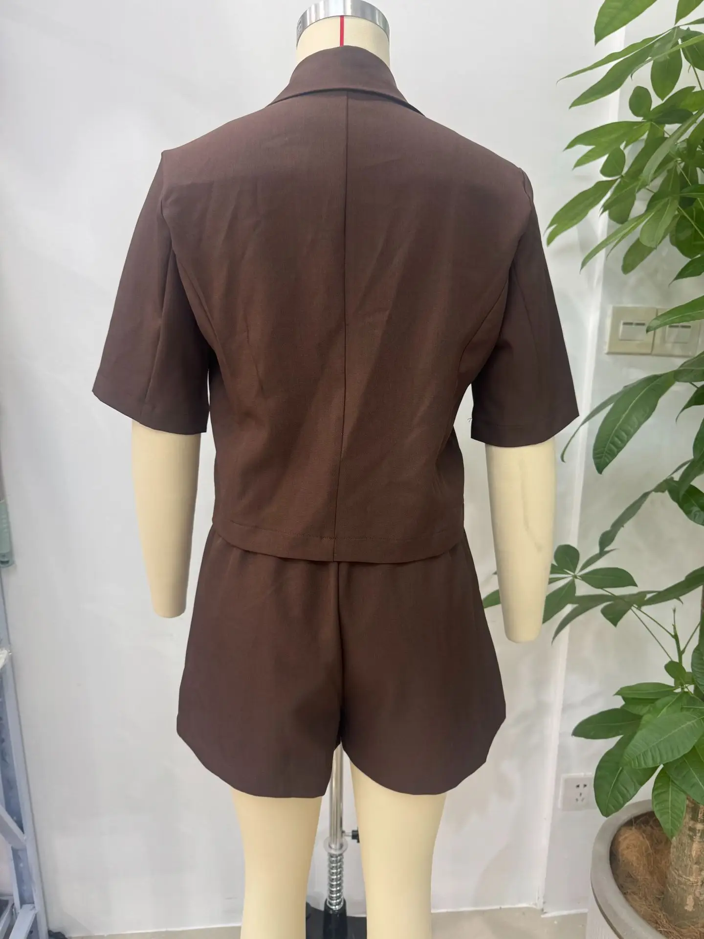 Brown Drawstring Shorts with Beaded Belt for Men — feature 5