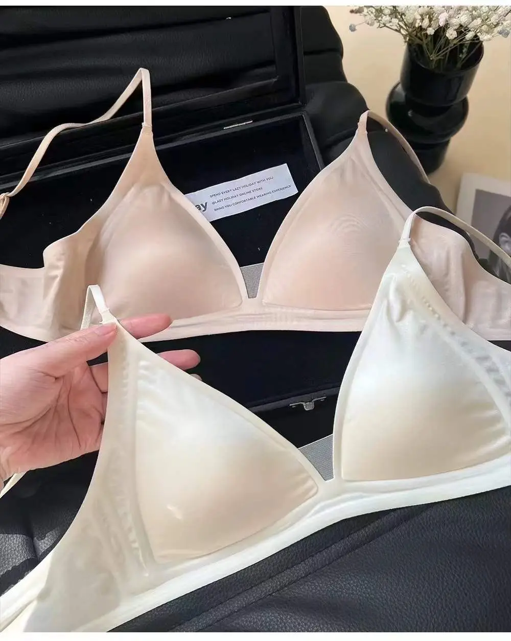 Little Red Calligraphy Style Xin's Triangle Cup Girl Underwear Women's Summer Thin Seamless Beauty Back Bra — feature 13