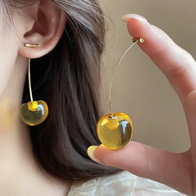 2026 New Cherry Earrings with a Sweet and Stylish Vibe, Versatile for Everyday Wear, Unique and Trendy Design for Women, Ins-Style Niche Fashion Earrings — feature 2