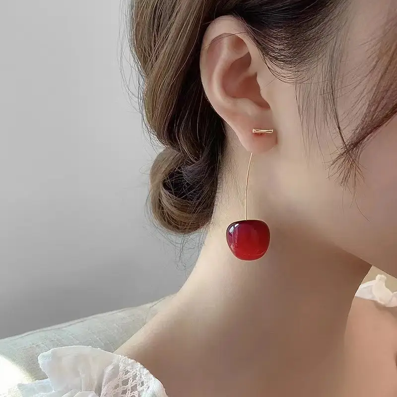 2026 New Cherry Earrings with a Sweet and Stylish Vibe, Versatile for Everyday Wear, Unique and Trendy Design for Women, Ins-Style Niche Fashion Earrings — feature 4