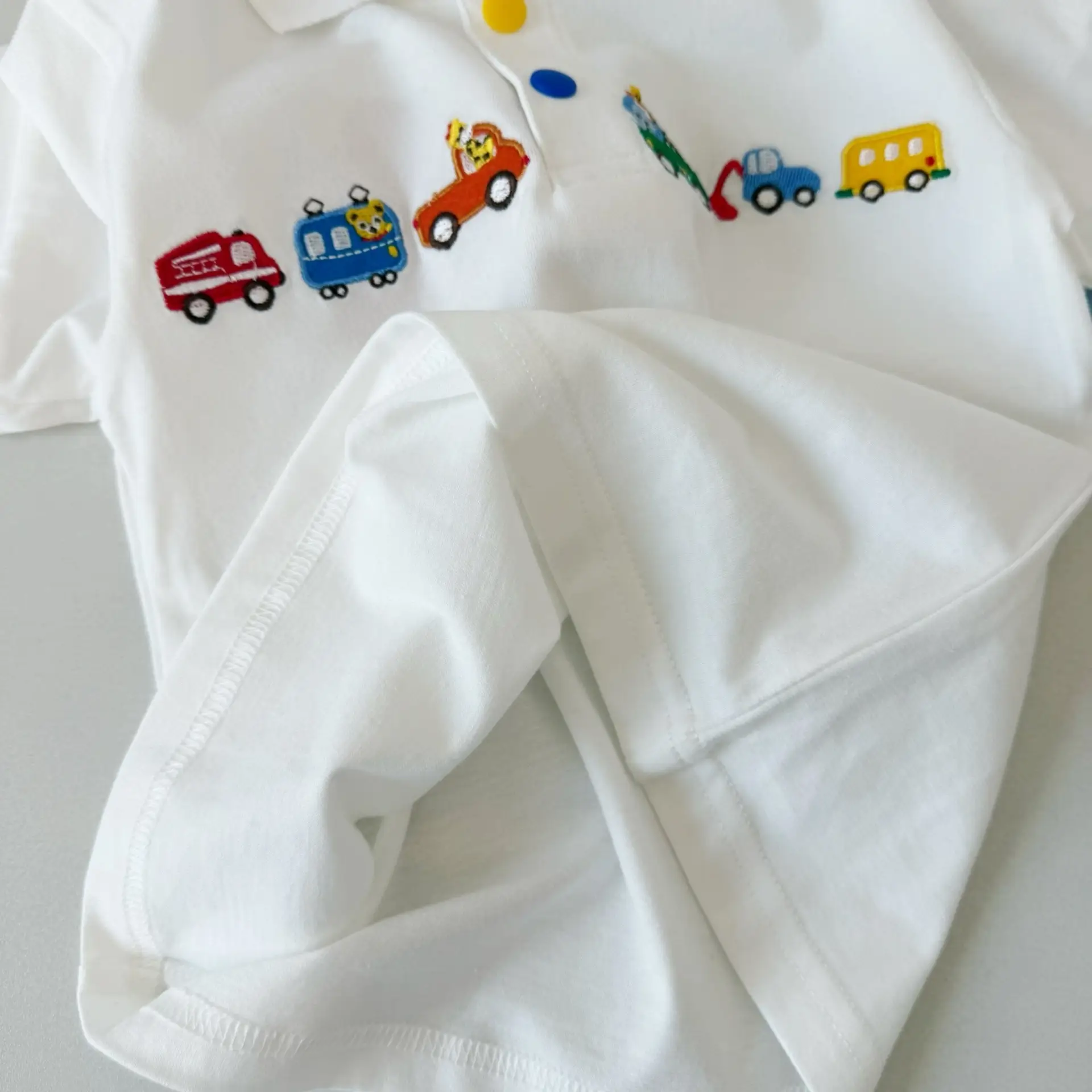 Japanese Style Boys T-Shirt White Blue Car Embroidery Polo — feature 16
