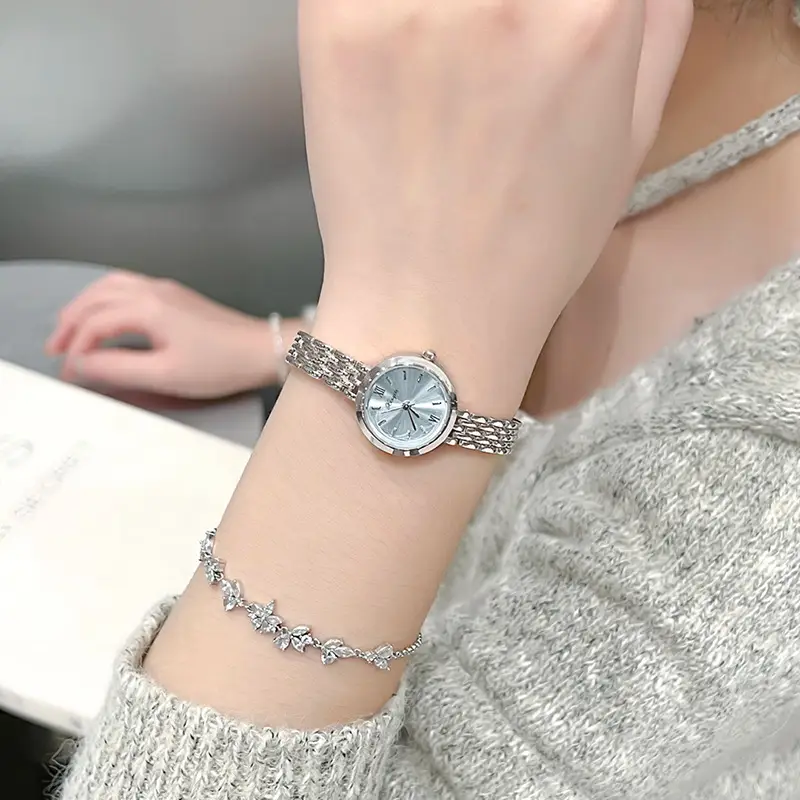 Women's Elegant Water Resistant Bracelet Watch with Chain Strap - Image 5