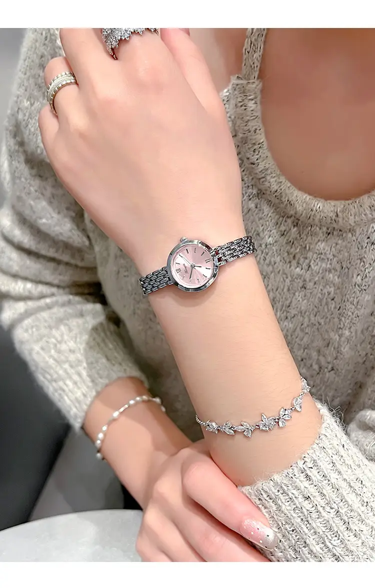 Women's Elegant Water Resistant Bracelet Watch with Chain Strap — feature 11