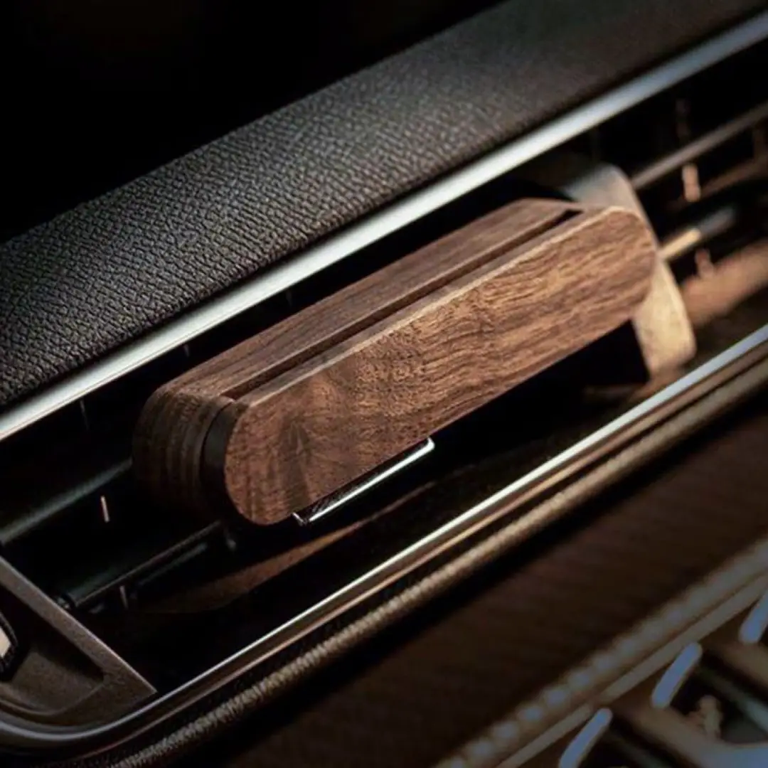 Cross-Border Hot Product Wooden Car Car Aromatherapy Air Conditioning Outlet Clip Manufacturer Supplies Light Luxury Car Diffuser and Mosquito Repellent