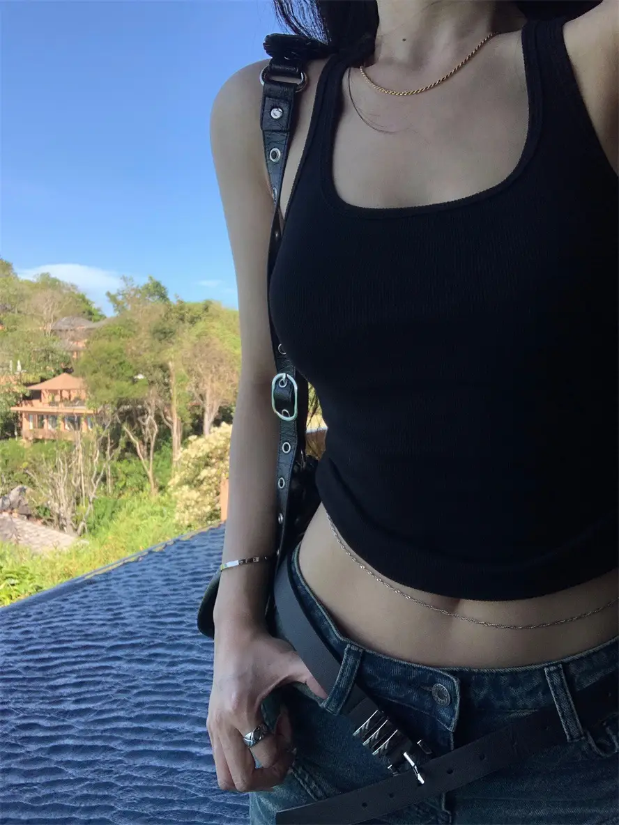 American-Style Racerback Tank Top with Chest Pads, Anti-Exposure Base Layer, Sexy and Slimming Outerwear, Tube Top — feature 8