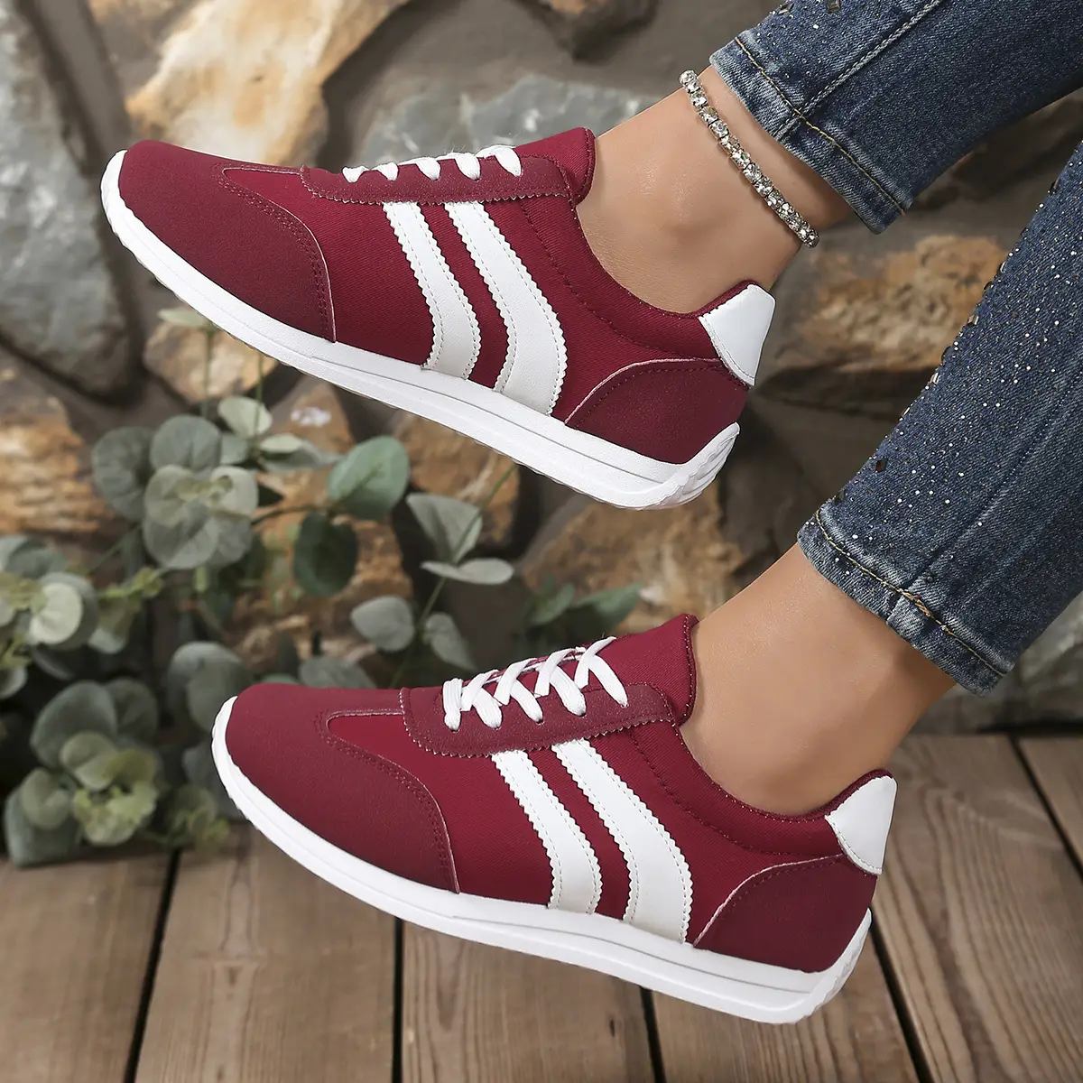 Women's Maroon Casual Sneakers 2025 Spring Fall Lightweight — feature 3