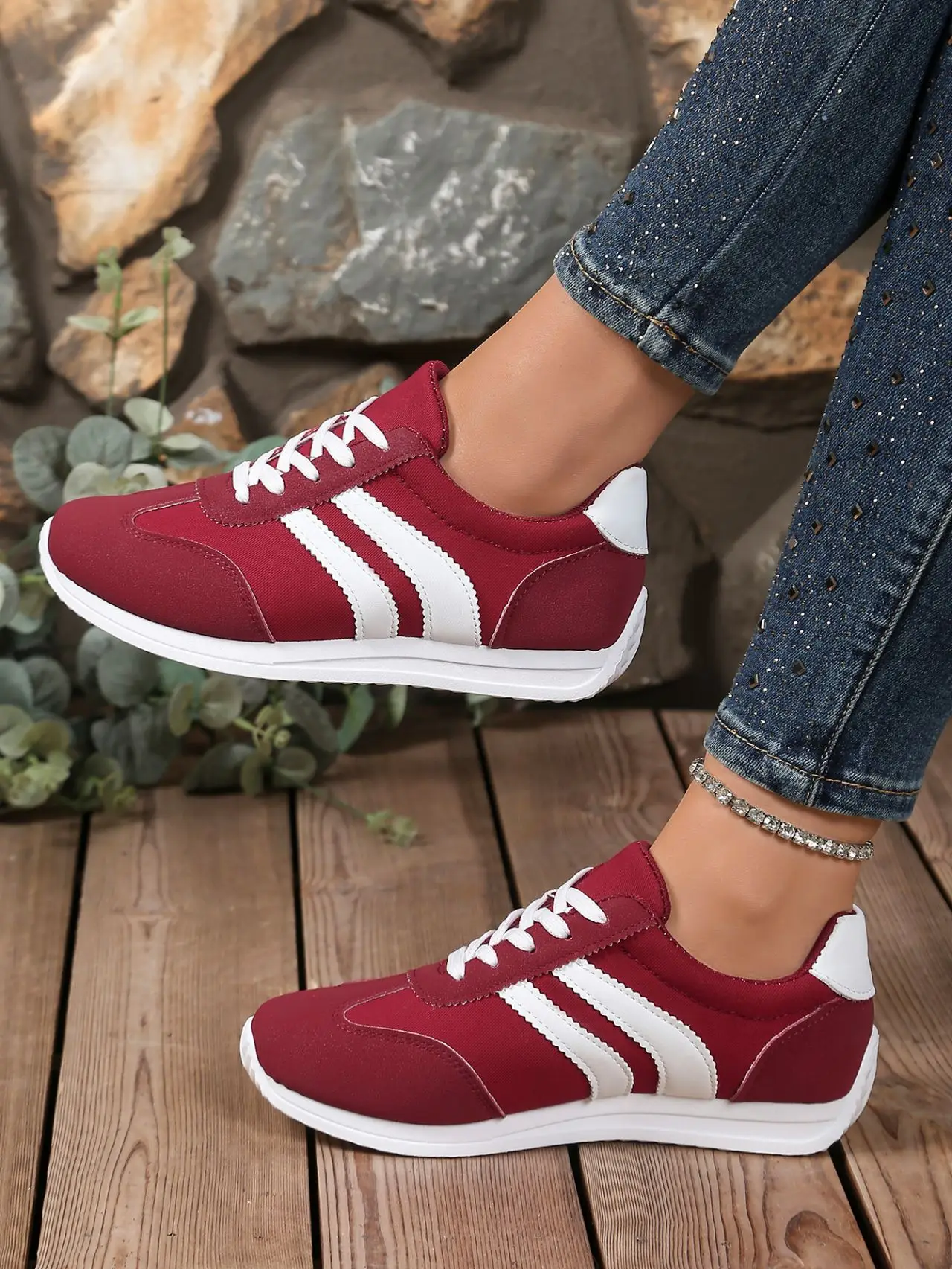 Women's Maroon Casual Sneakers 2025 Spring Fall Lightweight — feature 8