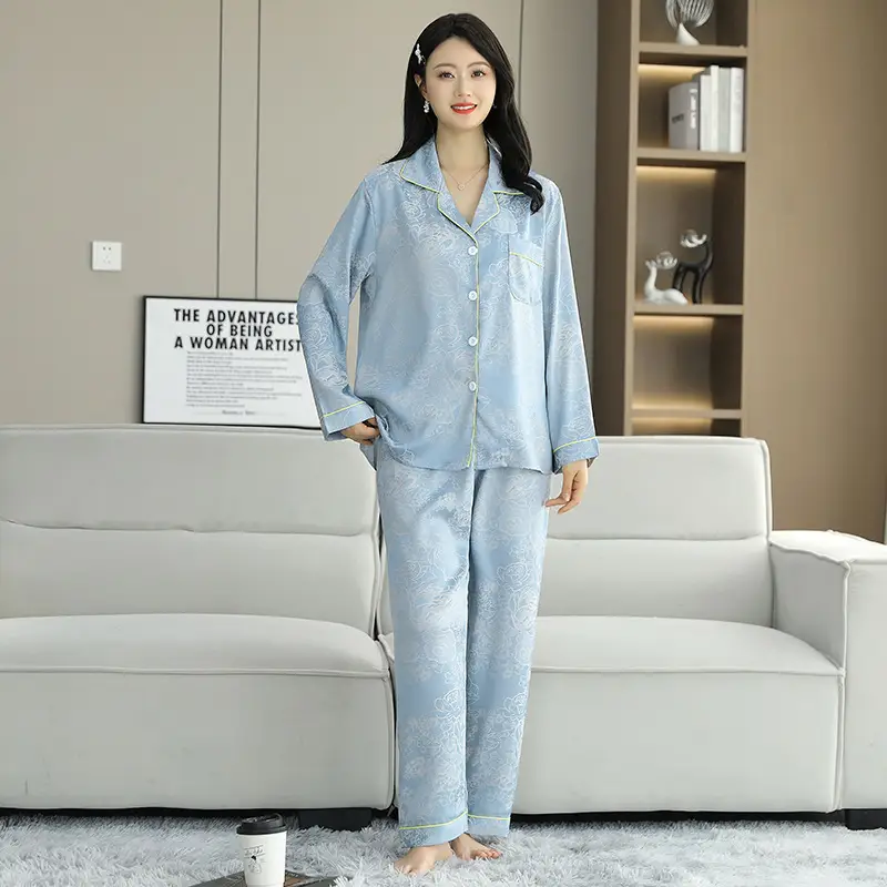 Ice Silk Satin Pajamas Women's Shorts Three-Piece Set Women's Summer Silk Cationic Home Wear Style Can Be Worn Outside — feature 30
