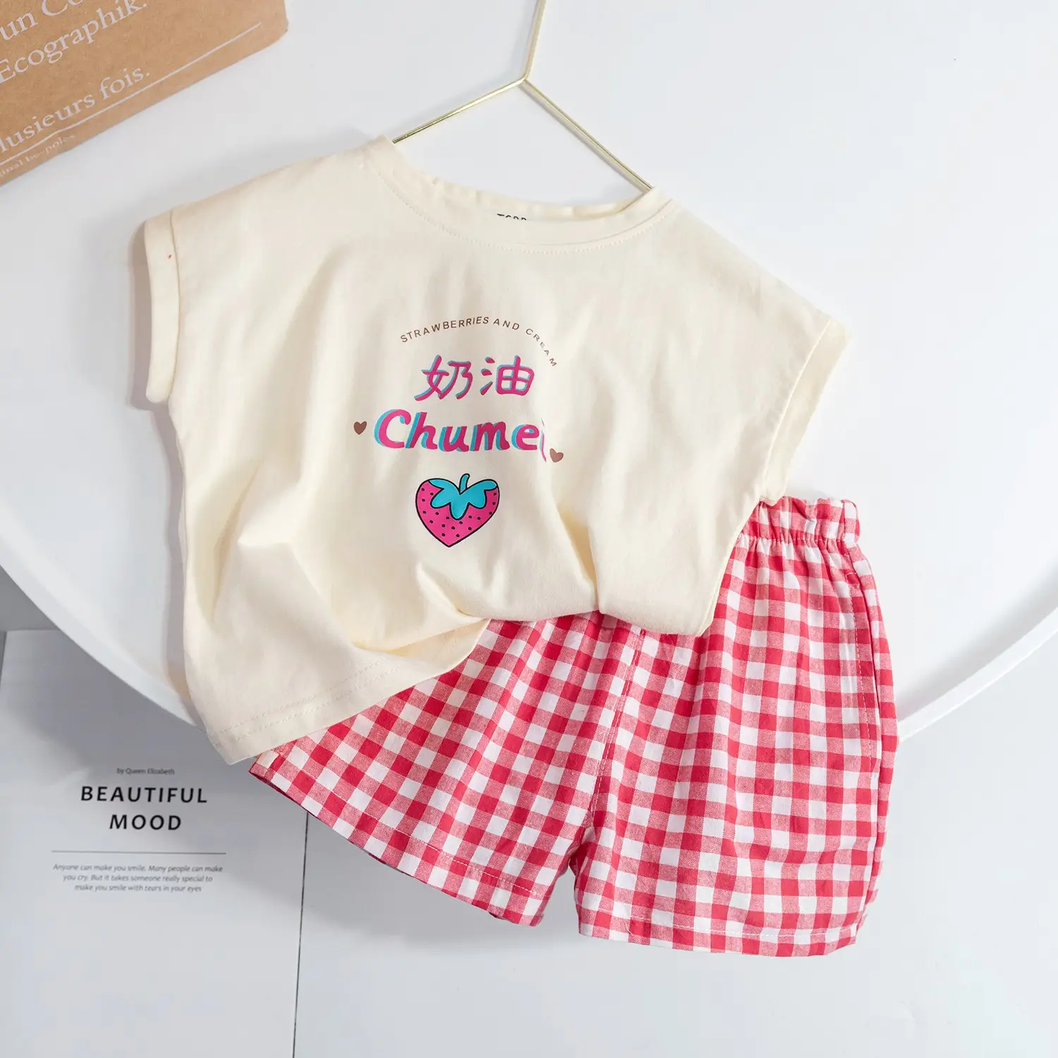2025 Summer Boys Plaid Shorts Set Cream Red - Image 2