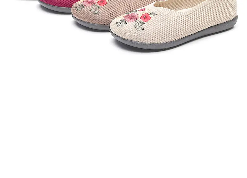 Old Beijing Cloth Shoes, Women's Embroidered Shoes, Flat Heel Mom's Shoes, Soft Soles, Comfortable and Breathable, Non-Slip Ethnic Style Shoes — feature 22