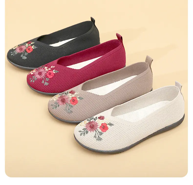 Old Beijing Cloth Shoes, Women's Embroidered Shoes, Flat Heel Mom's Shoes, Soft Soles, Comfortable and Breathable, Non-Slip Ethnic Style Shoes — feature 27