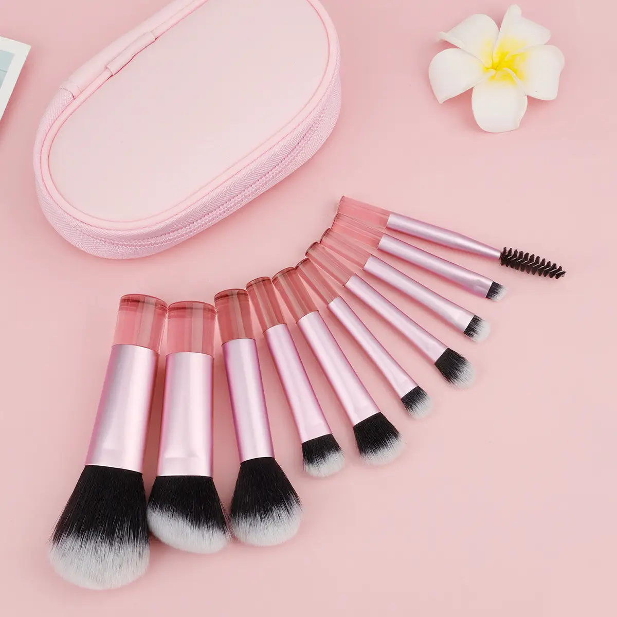 Pink Makeup Brush Set for Travel & Daily Use - Image 4