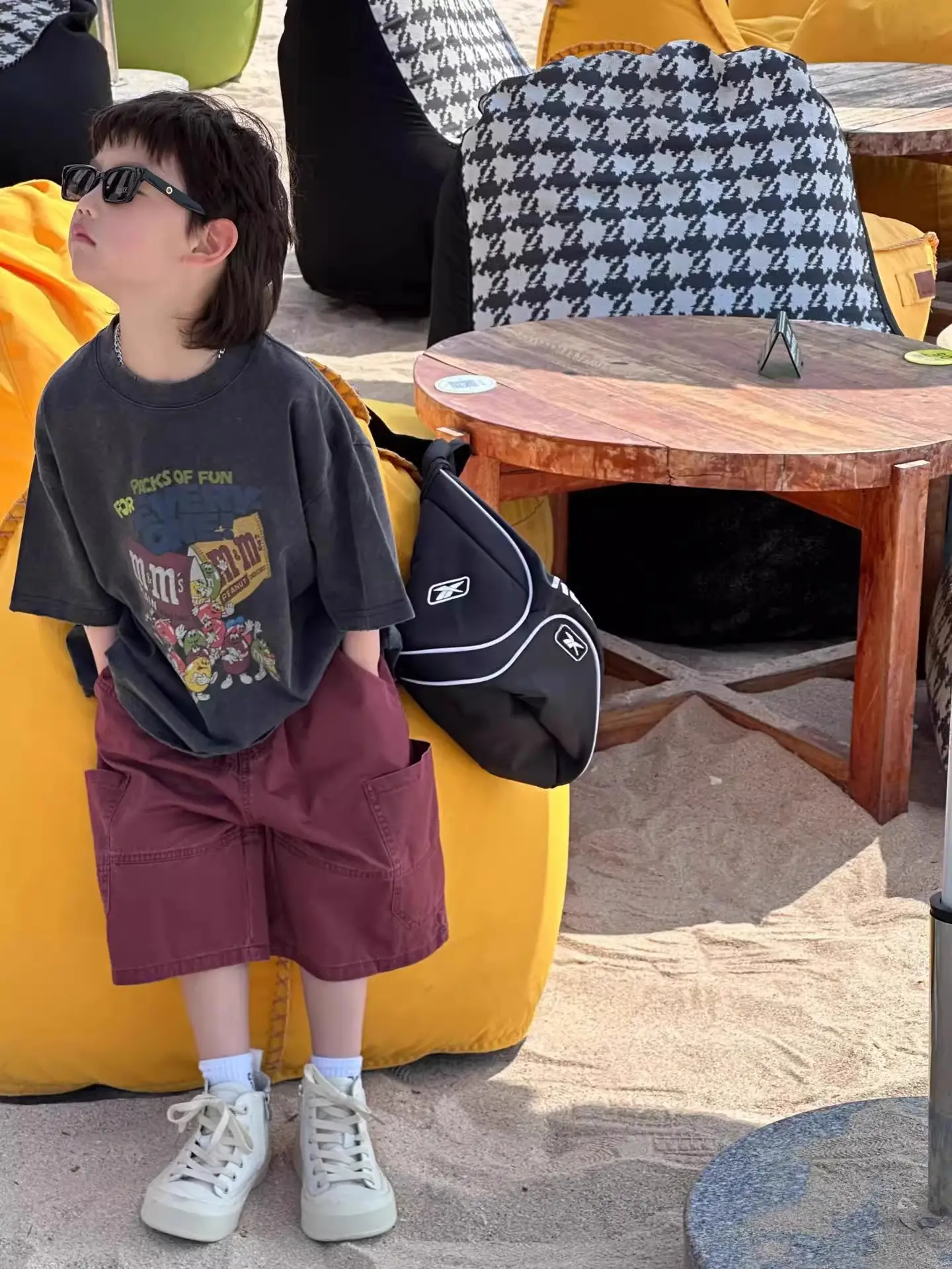 Boys Summer Cartoon Round Neck T-Shirt Maroon Shorts — feature 6